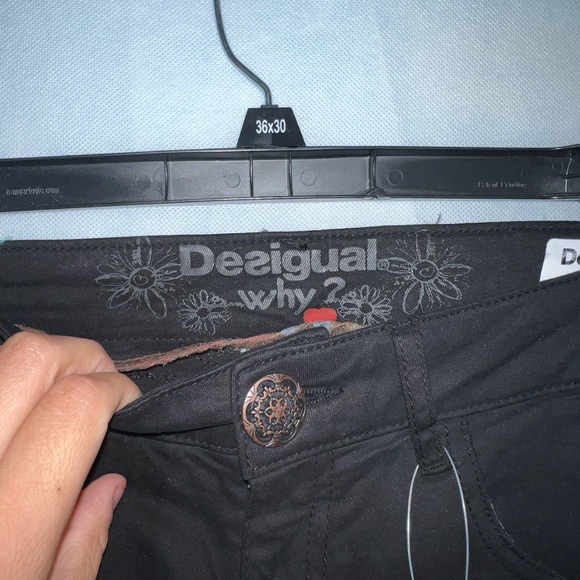 NWT Desigual Jeans - Picture 6 of 10